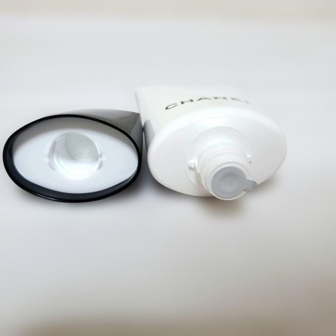 【新品】CHANEL シャネル LA MOUSSE 洗顔料150ml