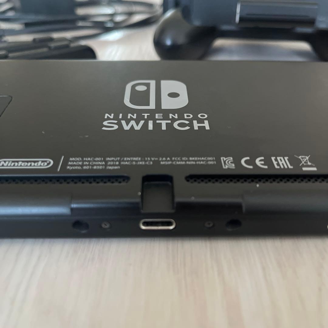 【美品】Nintendo Switch標準モデル付属品完備