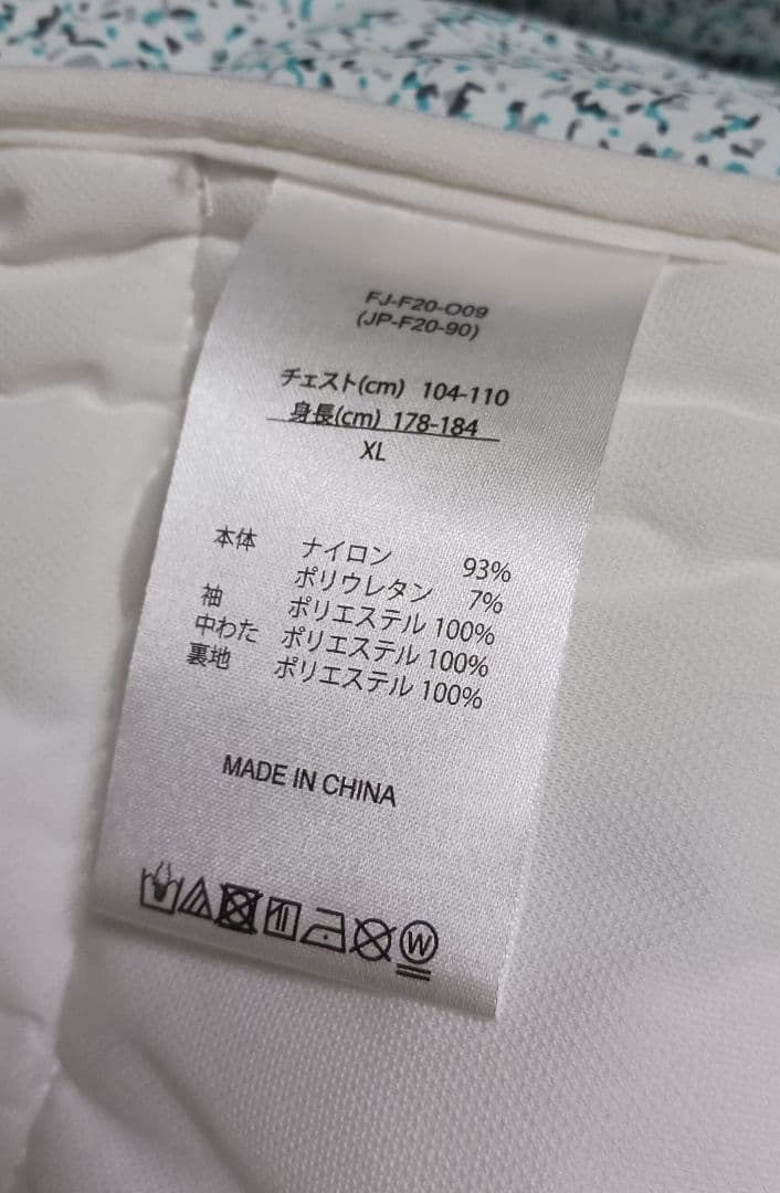 フットジョイ　ハイブリッドグラフィックジャケット ホワイト　美品　メンズ