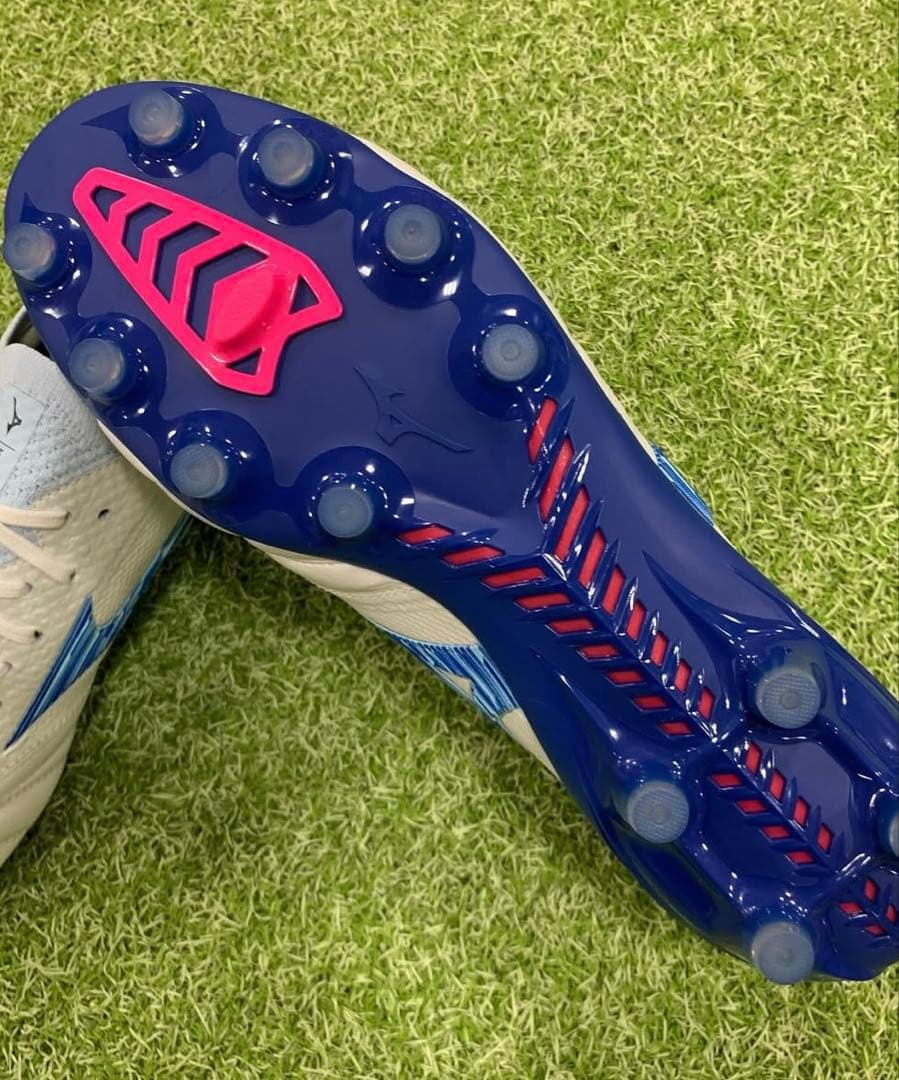 新品　激レア　限定カラー　ミズノ　モレリア ネオ4 β JAPAN 26cm