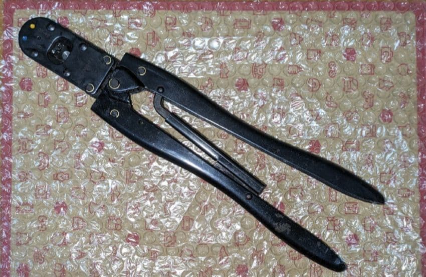 圧着工具　90067　TE Connectivity (AMP)