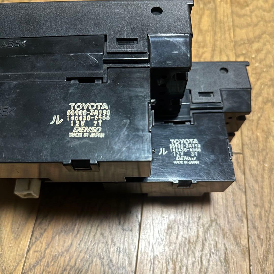 貴重 エアコンスイッチパネル 16アリスト用 エアコンコンピュータ 前期用 2個