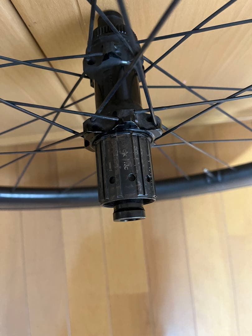 BLACK INK SIXTY カーボンホイールブラックインク56mmハイト