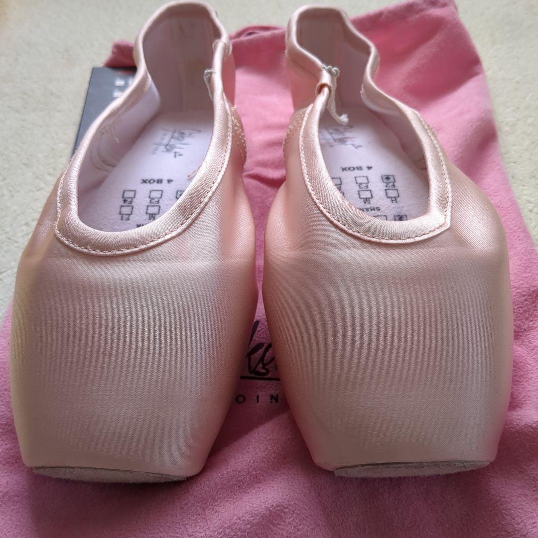 ギョクチュ・アイクト トゥシューズ 4 BOX サイズ8シャンクF2