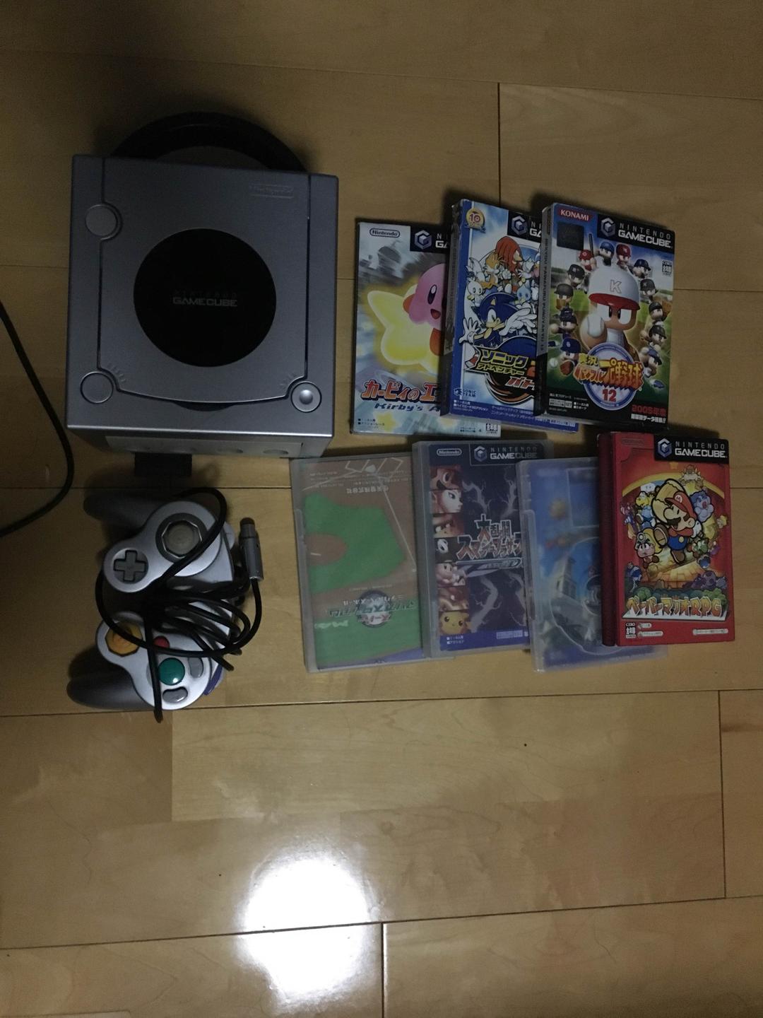 ゲームキューブ、カセット七品