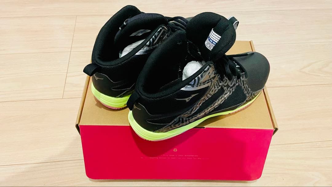 【美品】Mizuno ウェーブダイバース LG4 26㎝ フィットネスシューズ