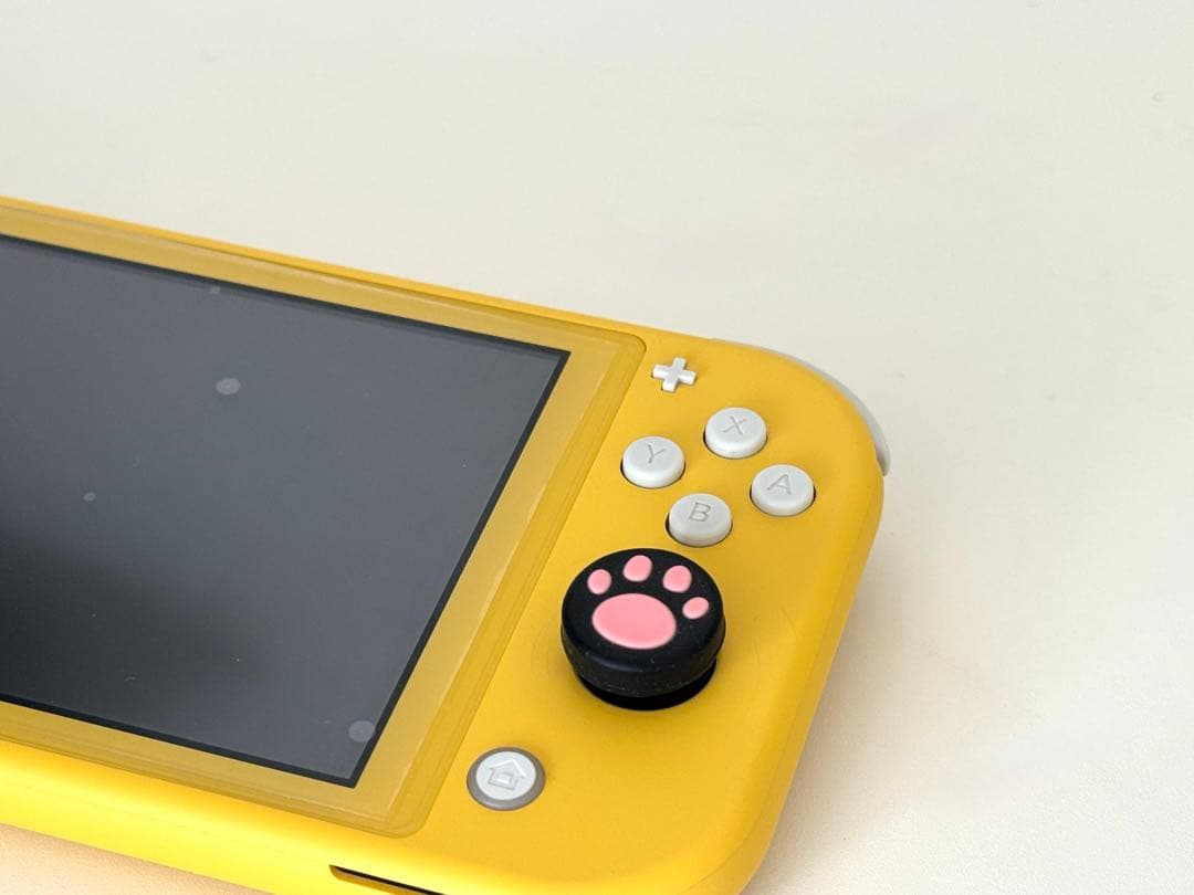 Nintendo Switch Lite イエロー 本体 ケース付 美品