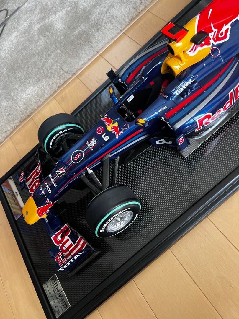 美品 アマルガム 1/8 レッドブル RB6 2010 アブダビGP ベッテル