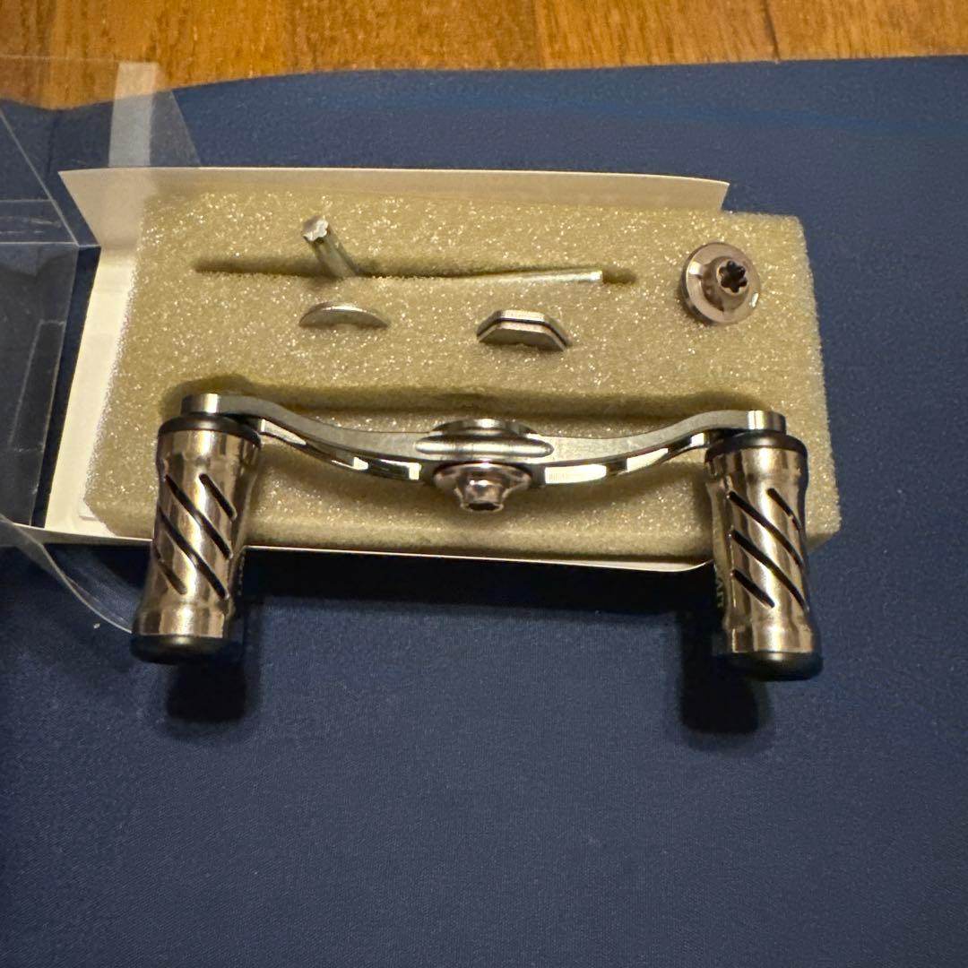 リブレ　C/BF 85 ガンメタ　チタン　ダイワB1 シマノ右巻き