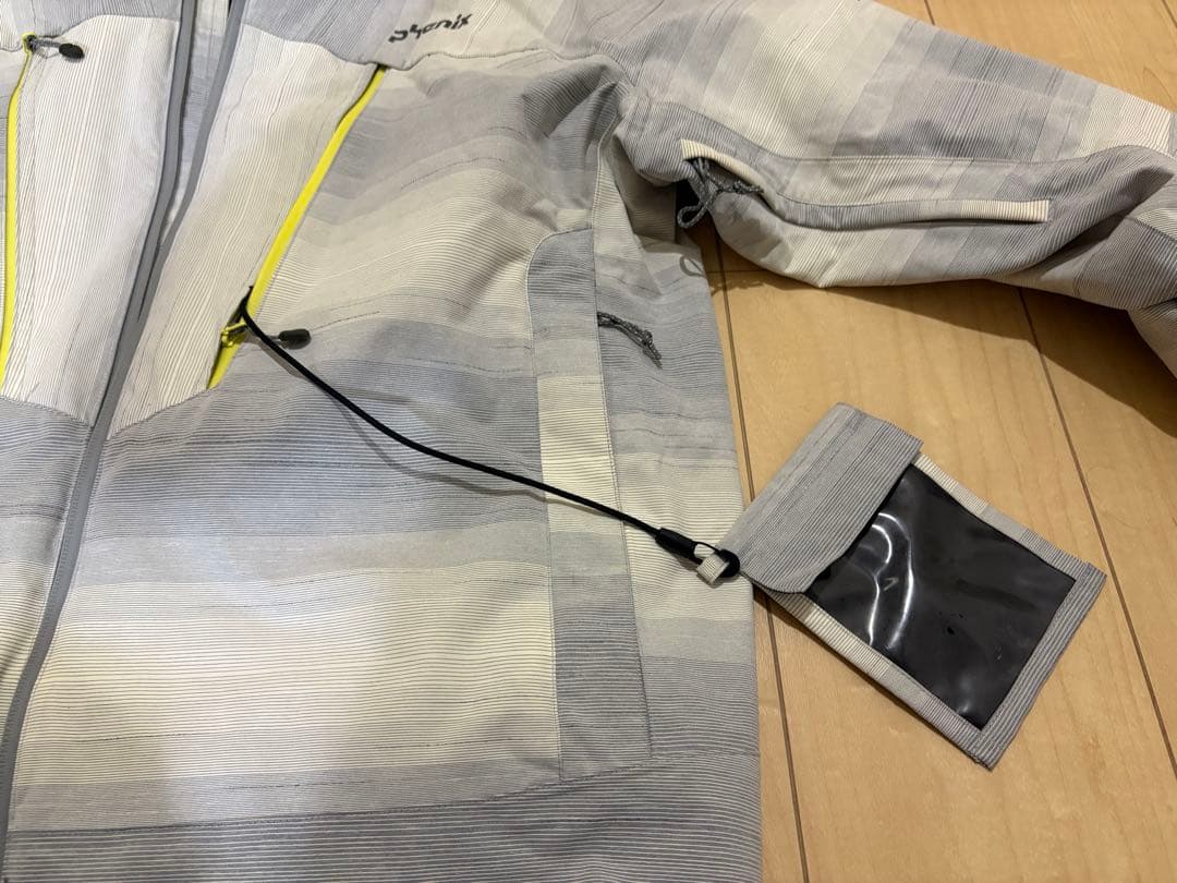 フェニックス　phenix ウィンタースポーツジャケット