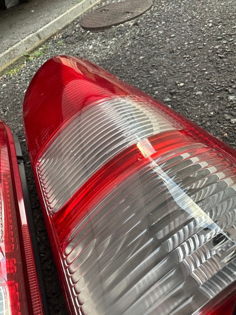 ハイエース　200系　ヘッドライト　テール　ミラー　純正セット