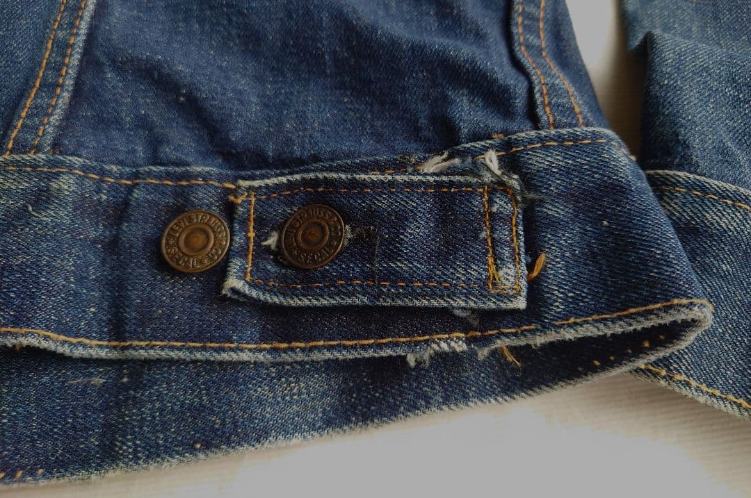 70505 bigE ケアタグ無し 42 44 46 ビッグサイズ リーバイス