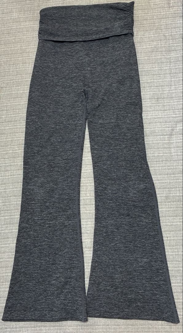 【SUKALA】ルーシュドウエストフレアレギンス　メランジチャコール　Lサイズ