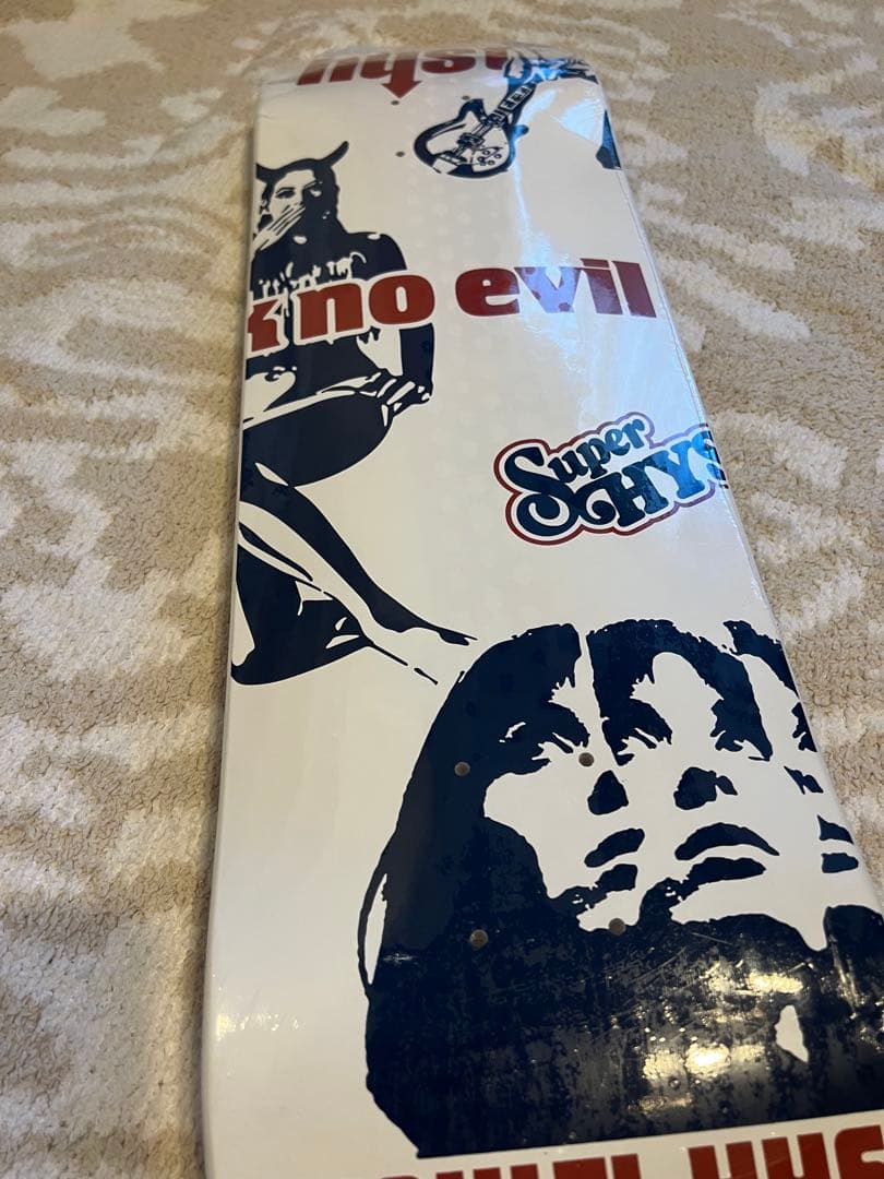 ヒステリックグラマースケートボードデッキ