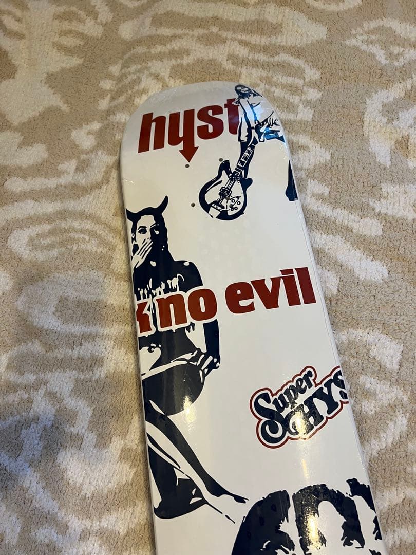 ヒステリックグラマースケートボードデッキ