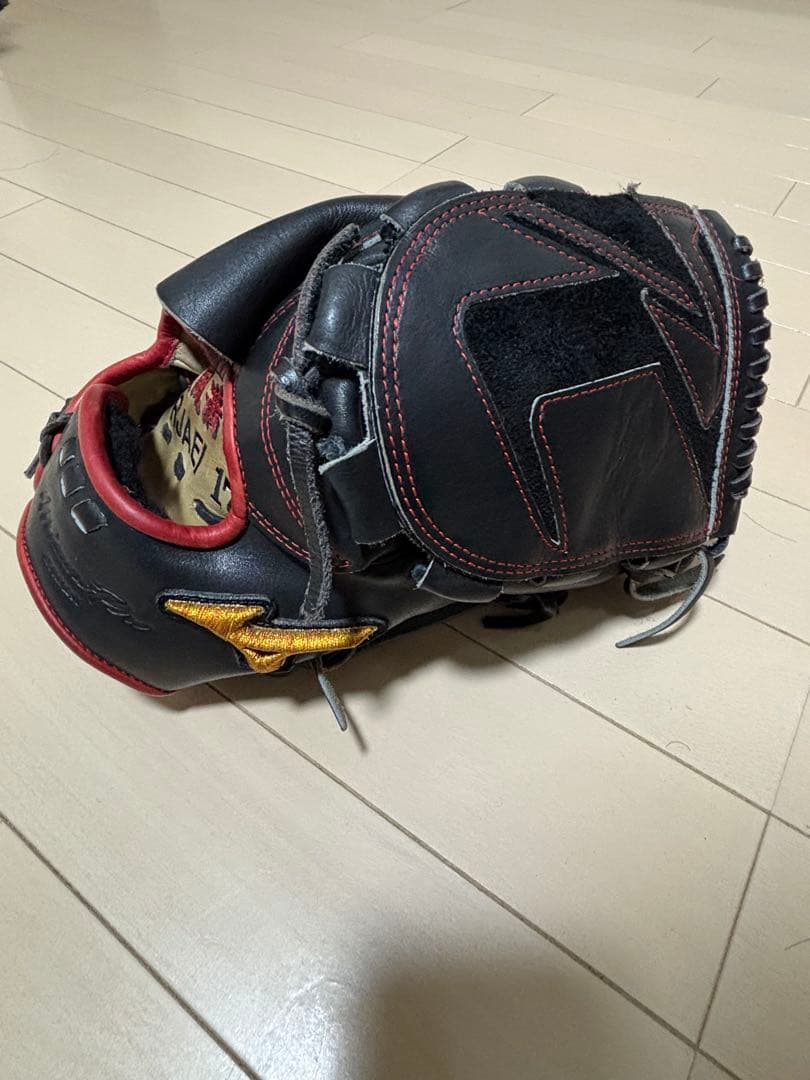 <よっつん>ミズノ 硬式投手用　前田健太モデル