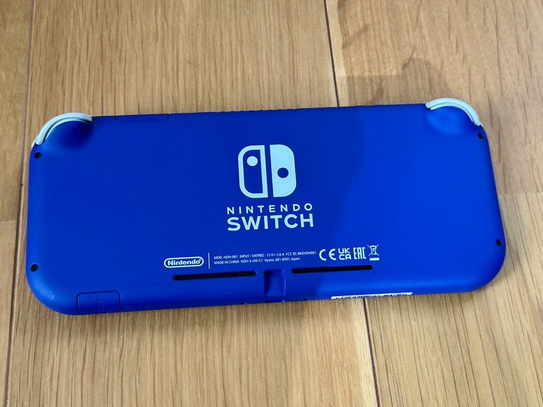 美品Nintendo Switch Lite 本体 ブルー 青 ACアダプター付
