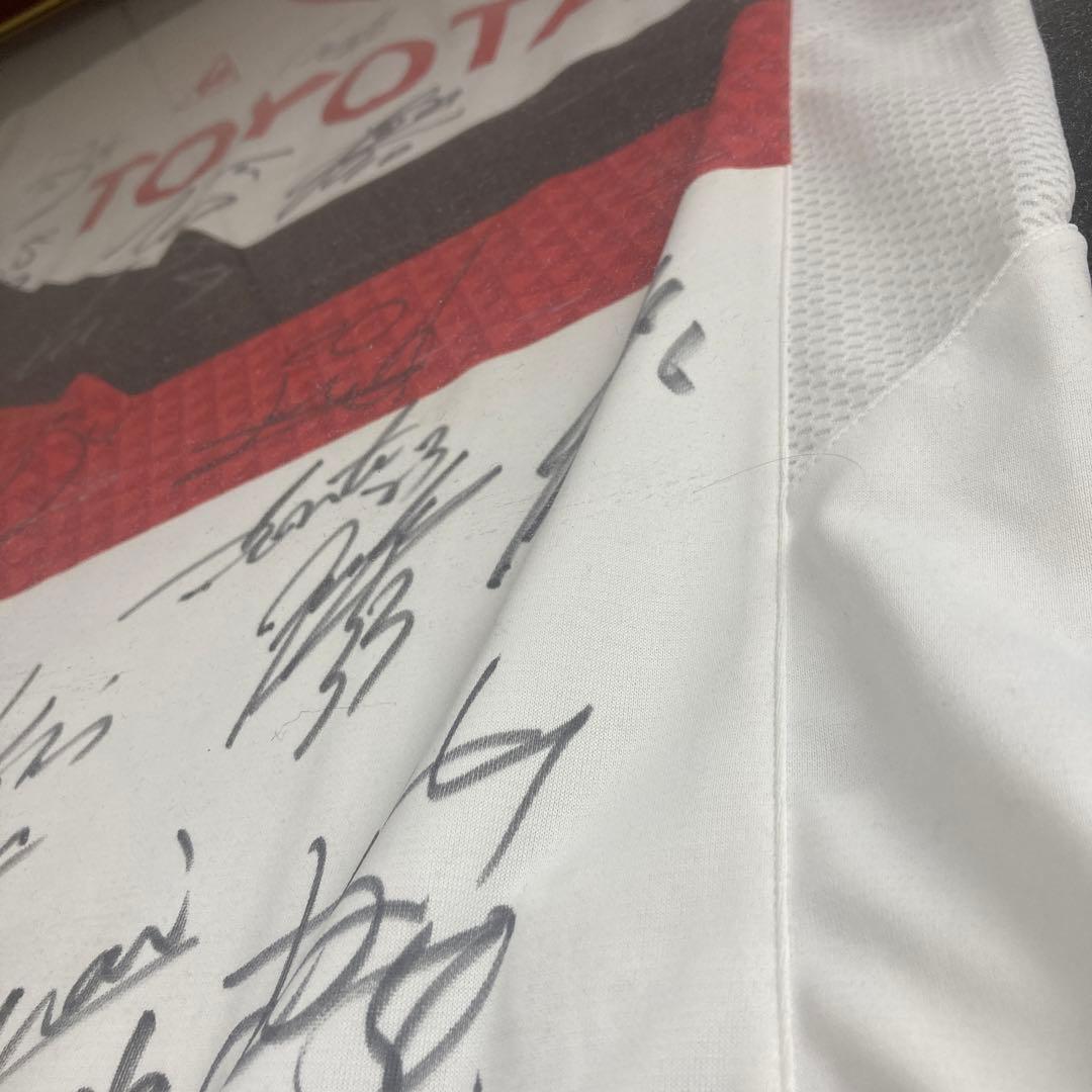 名古屋グランパスエイト■2010優勝メンバー全選手■直筆サイン入り■ユニフォーム