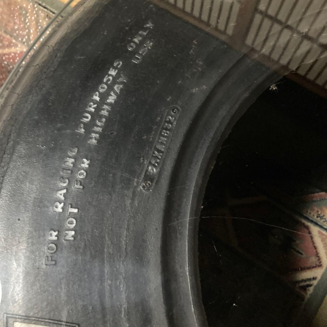 F1タイヤテーブル　希少限定品