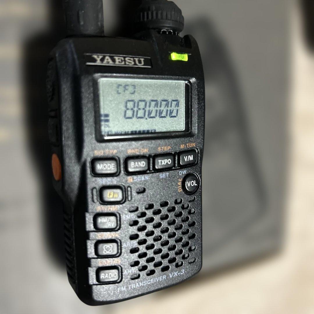 YAESU VX-3 アマチュア無線機