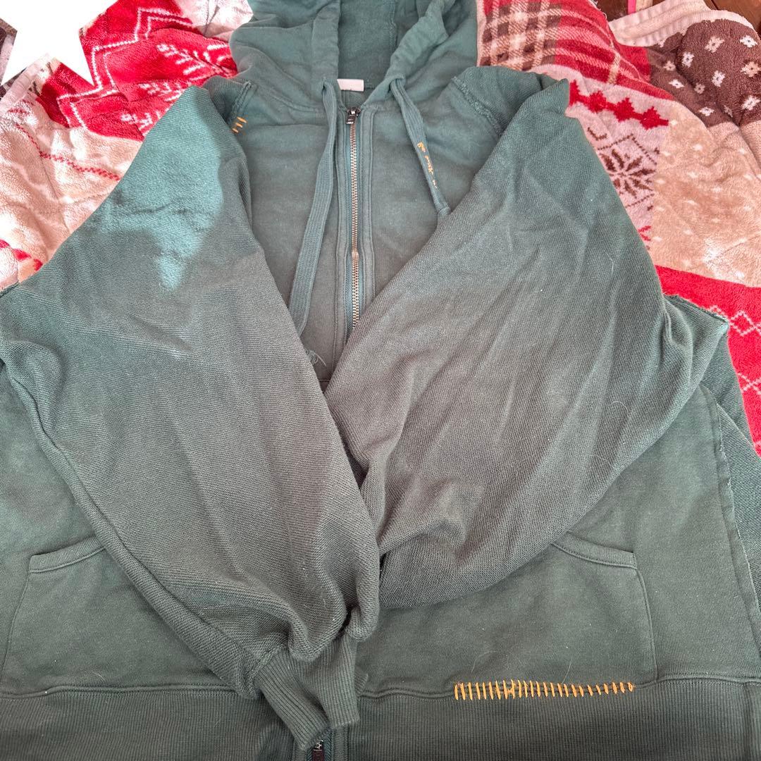 Misayoさんプロデュースのハギパーカー　グリーン　フリーサイズ