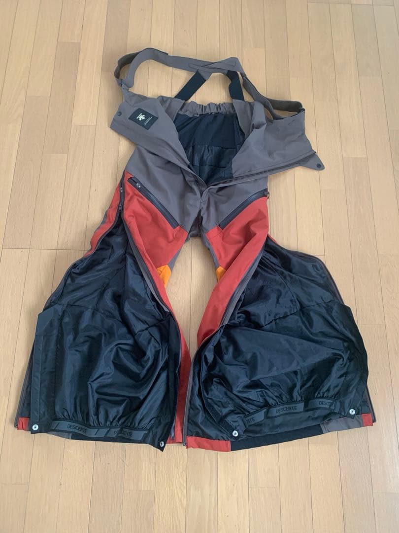 希少！TEAM DESCENTE スキーウェア2024非売品SSサイズ選手用