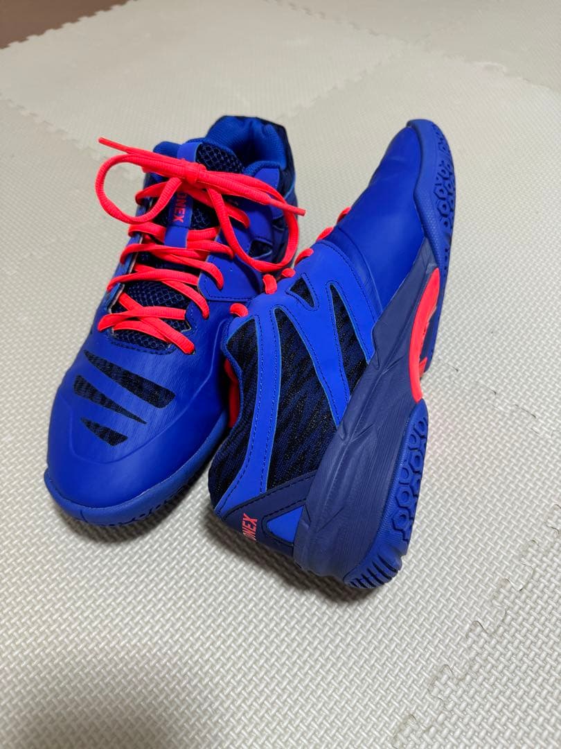 YONEX バトミントンパワークッションコンフォート840ミッド 28.0cm