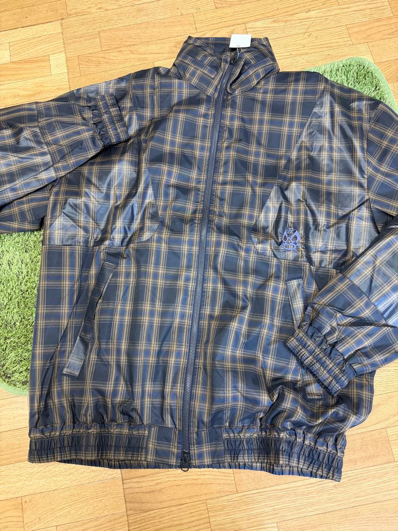 新品正規品【RUSSELUNO/5】ラッセルノメンズナイロンジャケットフード付き