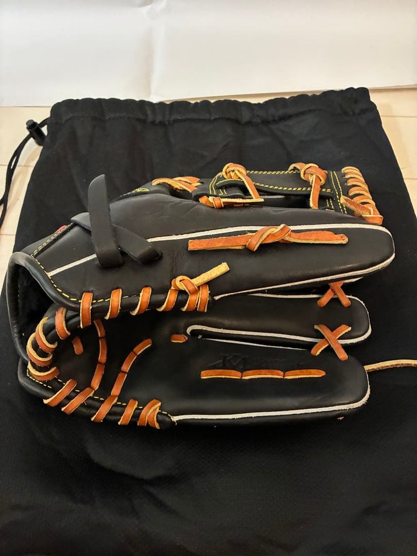 Nike 軟式一般用グローブ 黒/赤 収納袋付き　松井稼頭央モデル