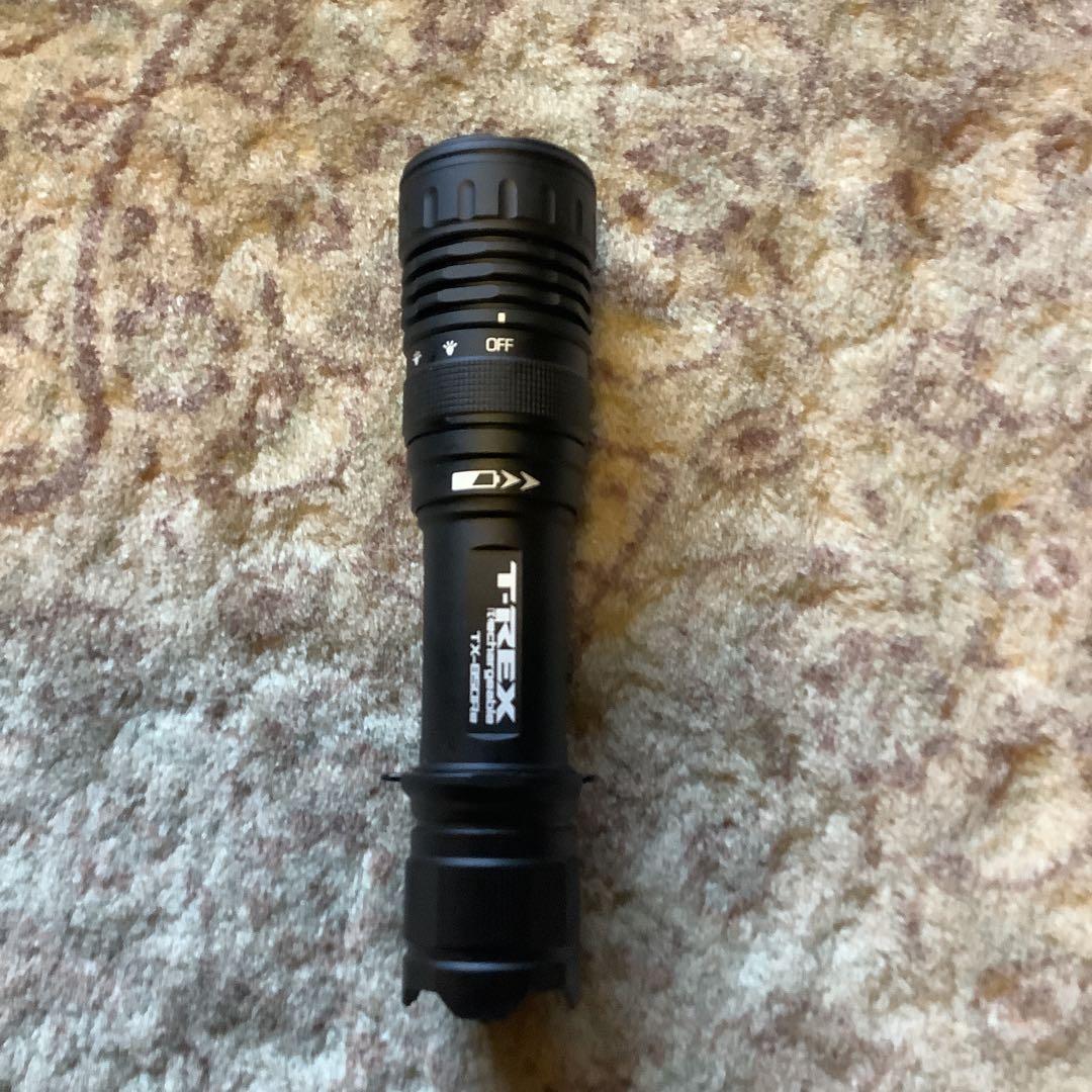 GENTOS TX-850Re 充電式 タクティカルフラッシュライト　ジェントス