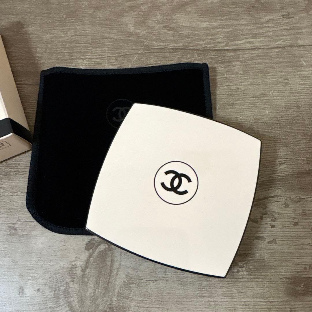 ✿シャネル✿ CHANEL レベージュパレット ルガール ゴールデン