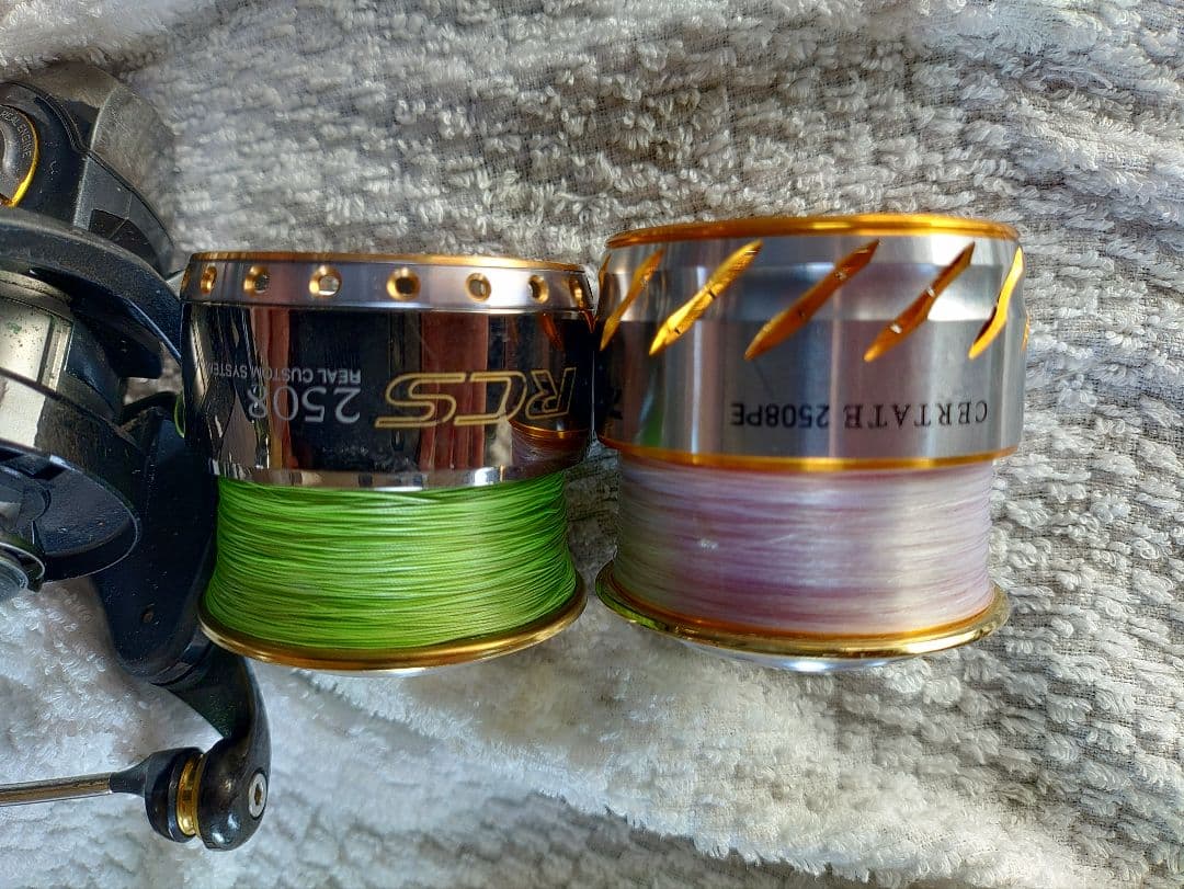 DAIWA 13セルテート　2508 スピニングリール リブレハンドル