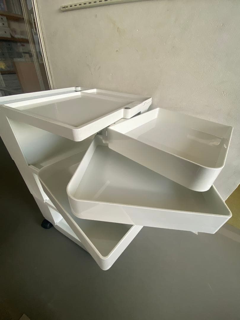 B-LINE / ビーライン ボビーワゴン3段　ホワイト