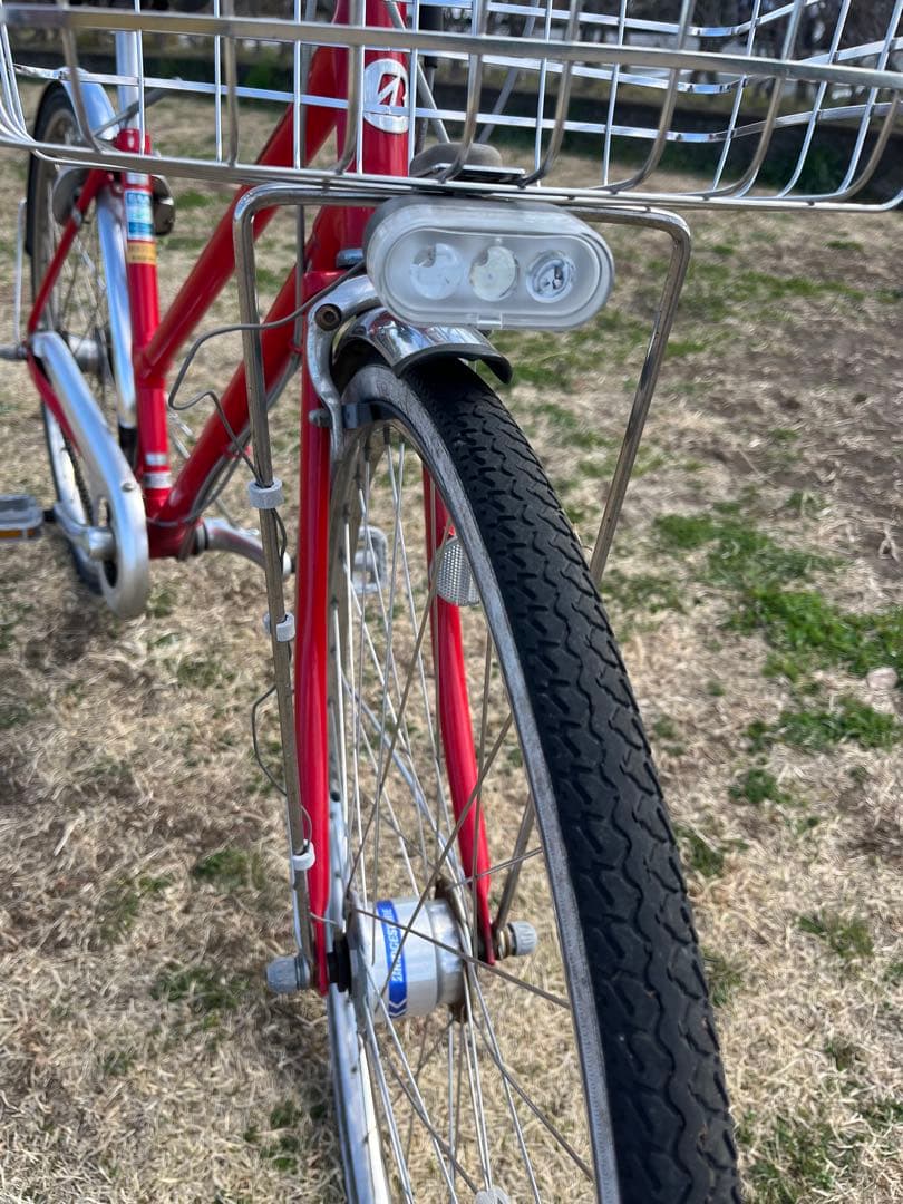 BRIDGESTONE シティサイクル 赤 前カゴ付き　27インチ