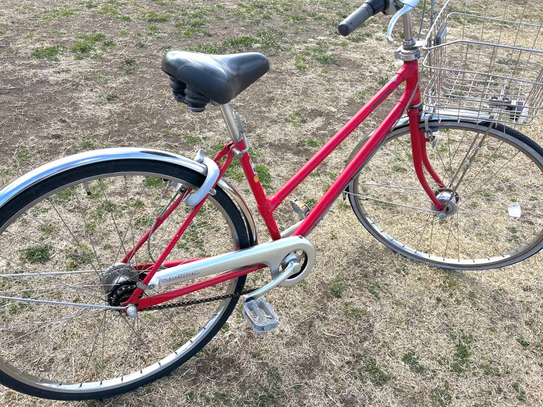 BRIDGESTONE シティサイクル 赤 前カゴ付き　27インチ
