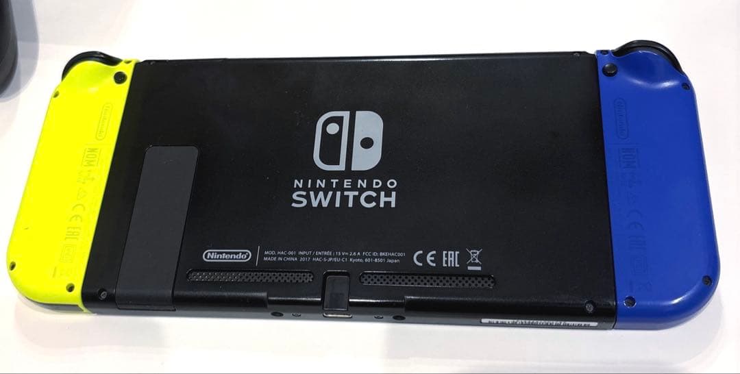 【中古品】Nintendo Switch本体&ジョイコン&ドック