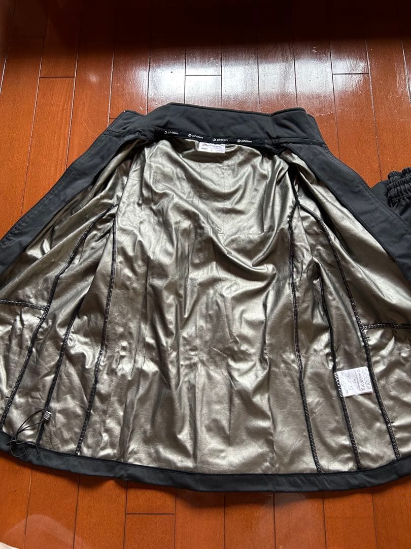 ファイテン　サウナスーツ上下レディース