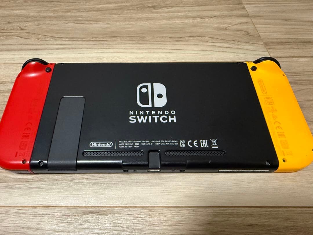 Switch 定価32,978円