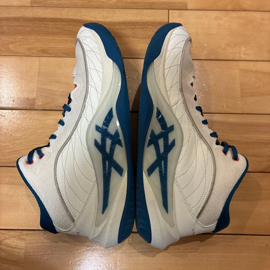 asics アンプレアルス3 特別カラー　27.5cm