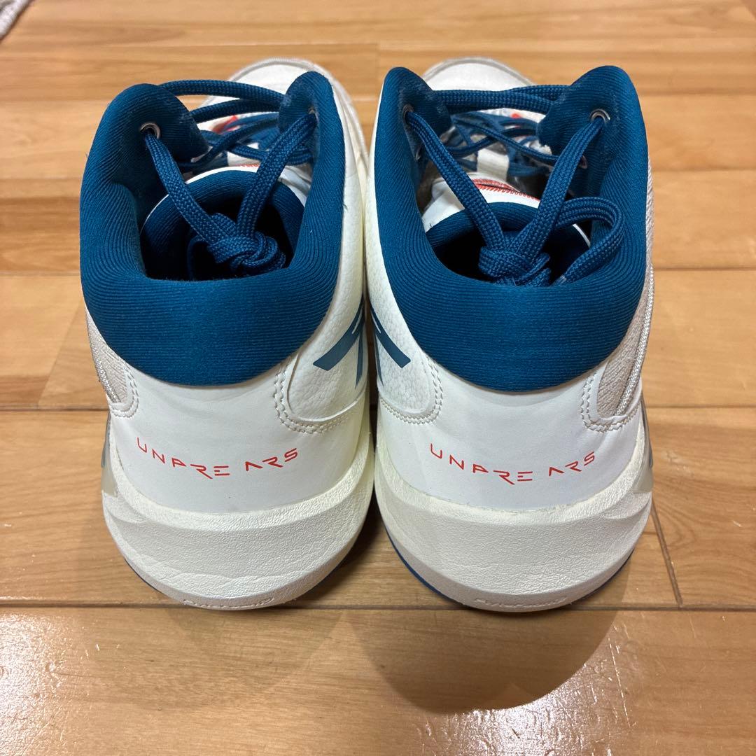 asics アンプレアルス3 特別カラー　27.5cm