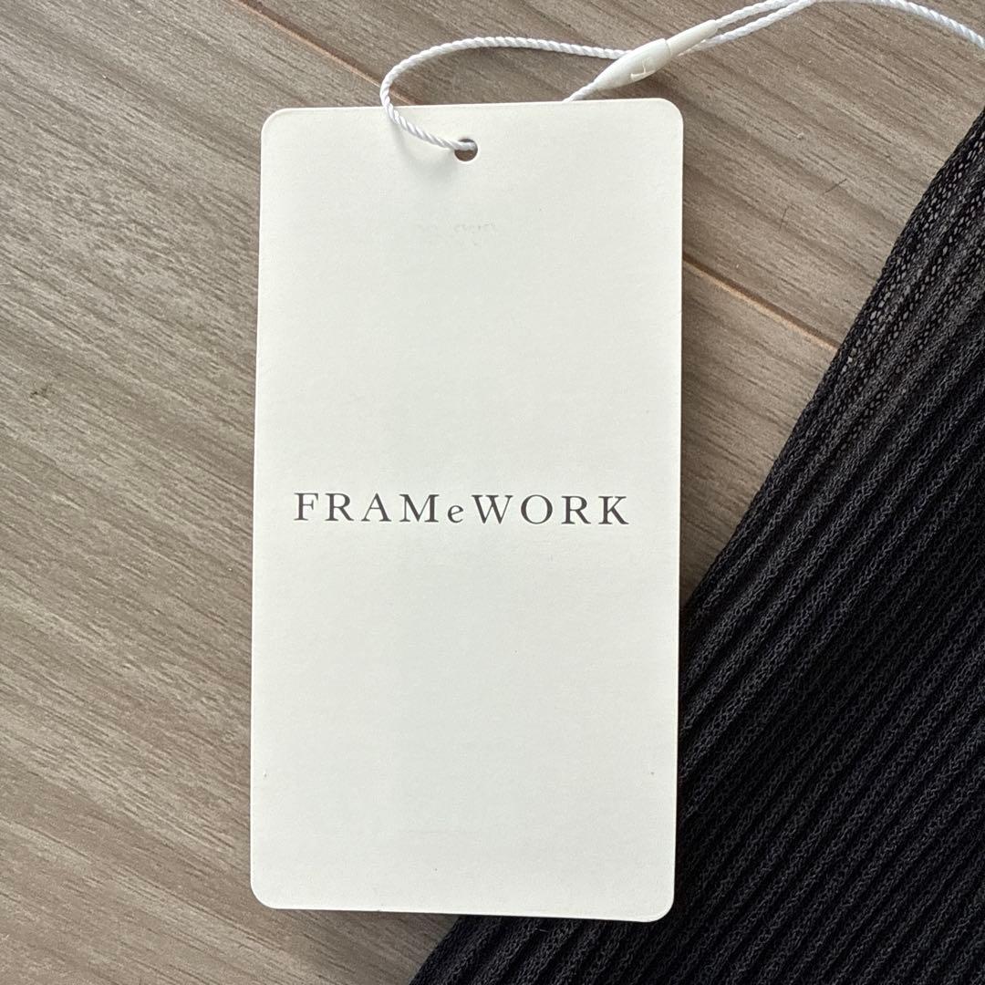 THROW CLALA プリーツスカーフ　未使用