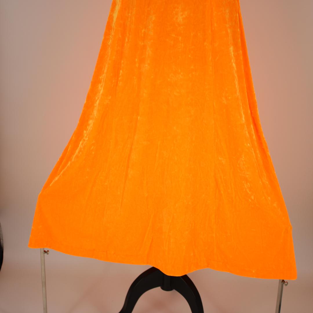 【フラダンス用衣装 ベロアドレス】光沢艶有り オレンジ オーガンジーフリル付き