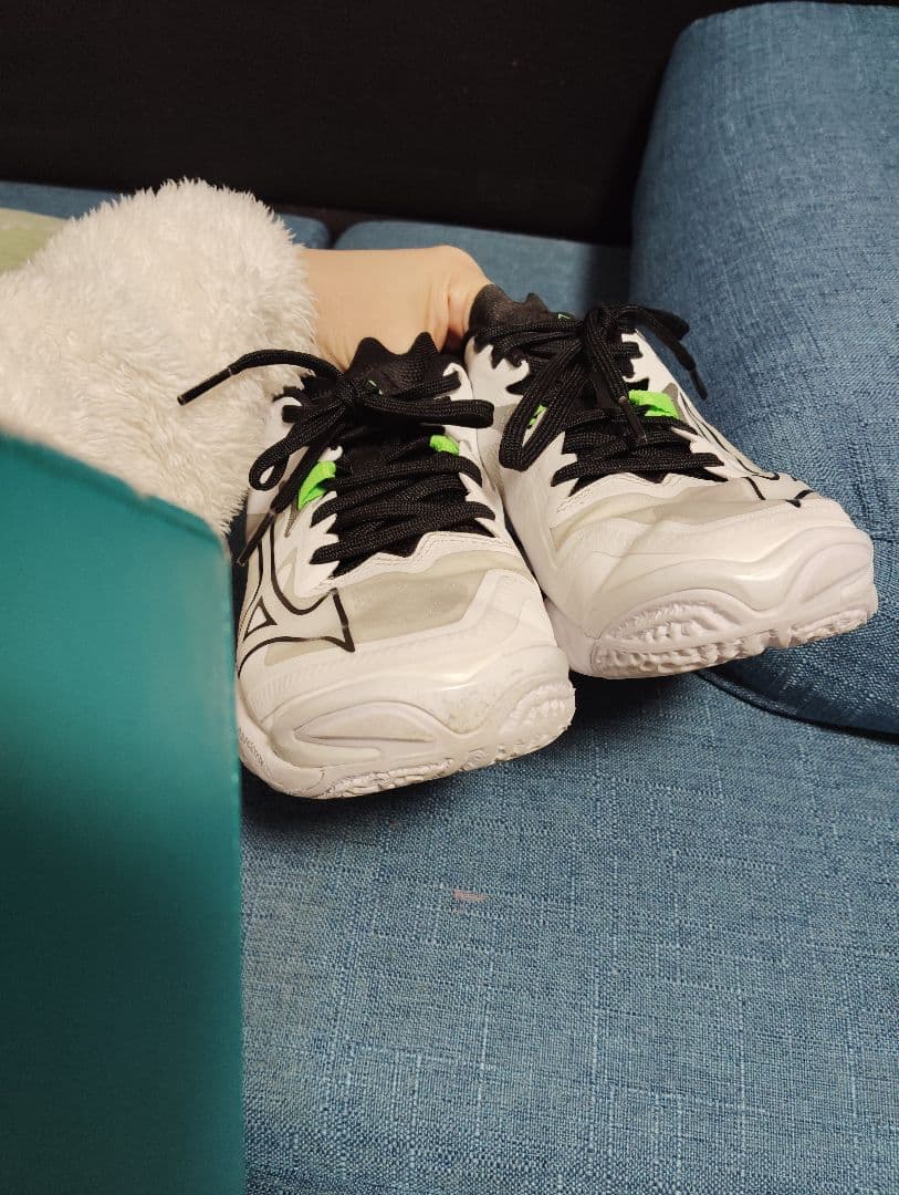 23cm Mizuno バレーボールシューズ ウェーブライトニングz8 WIDE