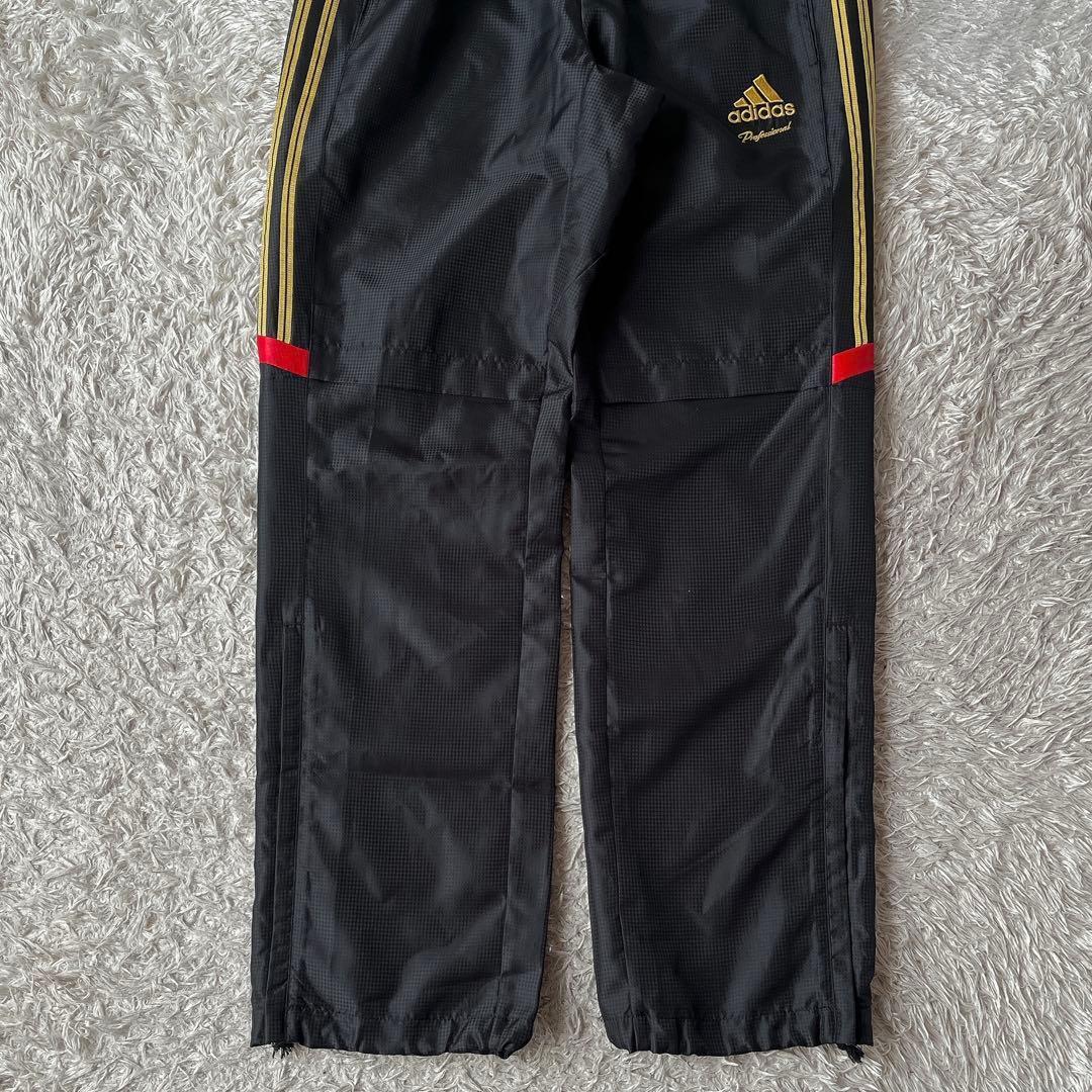 【美品】アディダス ナイロン 上下セットアップ ウィンドブレーカー ロゴ刺繍 黒