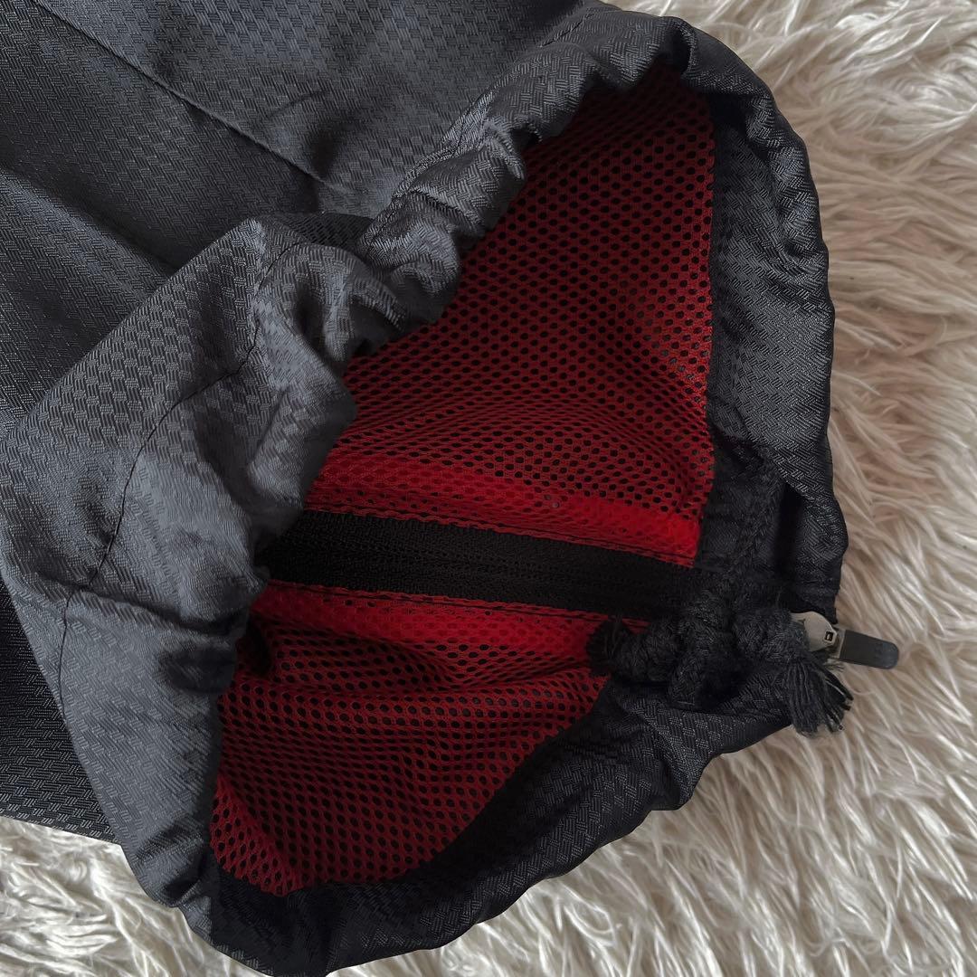 【美品】アディダス ナイロン 上下セットアップ ウィンドブレーカー ロゴ刺繍 黒