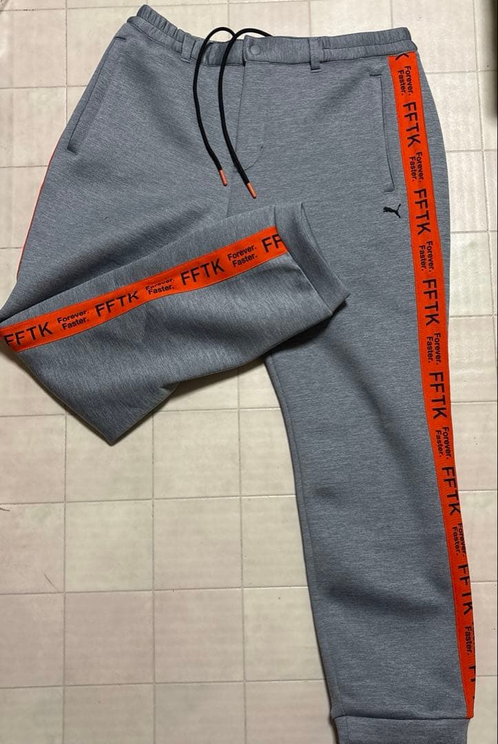 【新品】定価44,000円　PUMA セットアップ XL グレー ゴルフ