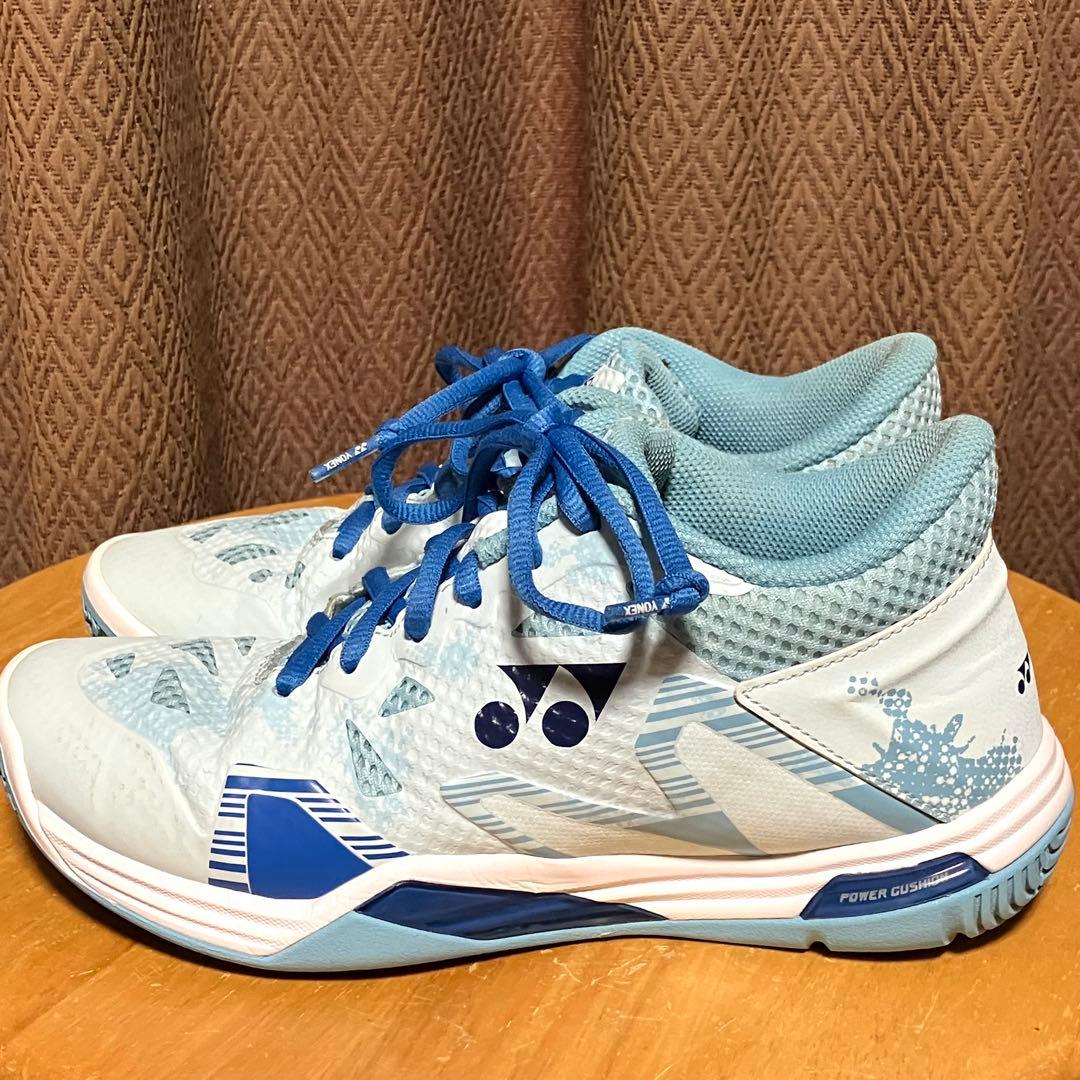 美品❣️YONEX ヨネックス パワークッションエクリプションZ MID 23.5