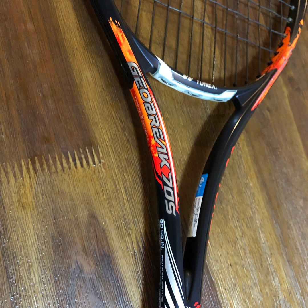 GEOBREAK 70Sテニスラケット 黒/オレンジ