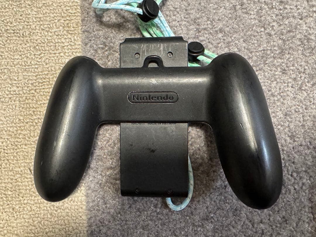 Nintendo Switch 本体 + 付属品。どうぶつの森デザイン