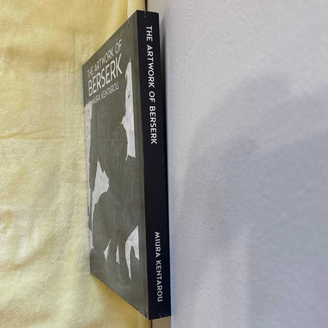 値下げしました！ベルセルク 公式『THE ARTWORK OF BERSERK』